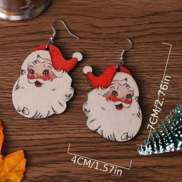 Santa Claus Earrings! Perfect adorable festive sturdy high quality NEW‎ NWT - Picture 2 of 8